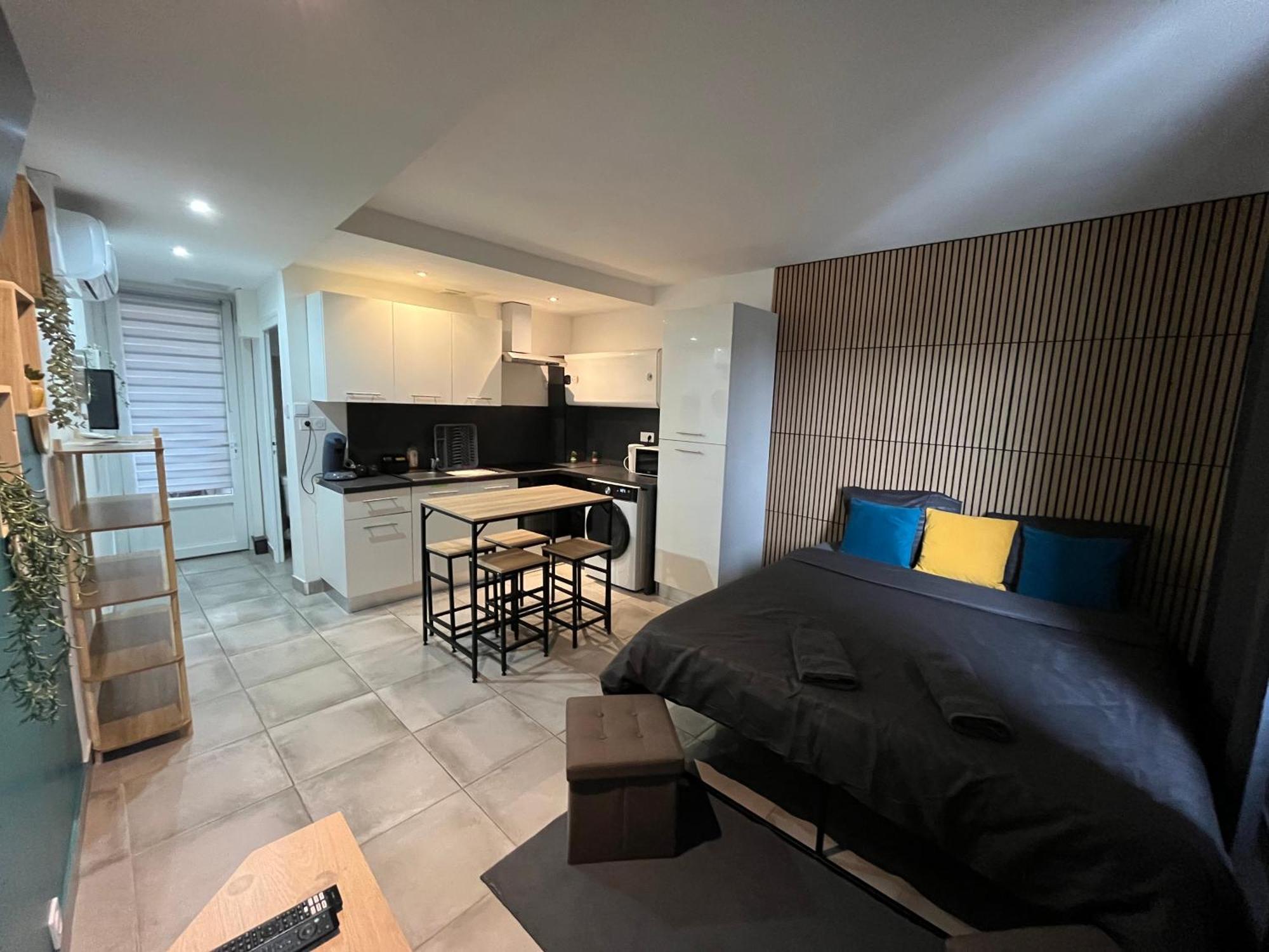 וילנב-סור-לו Studio Confortable Avec Balcon מראה חיצוני תמונה